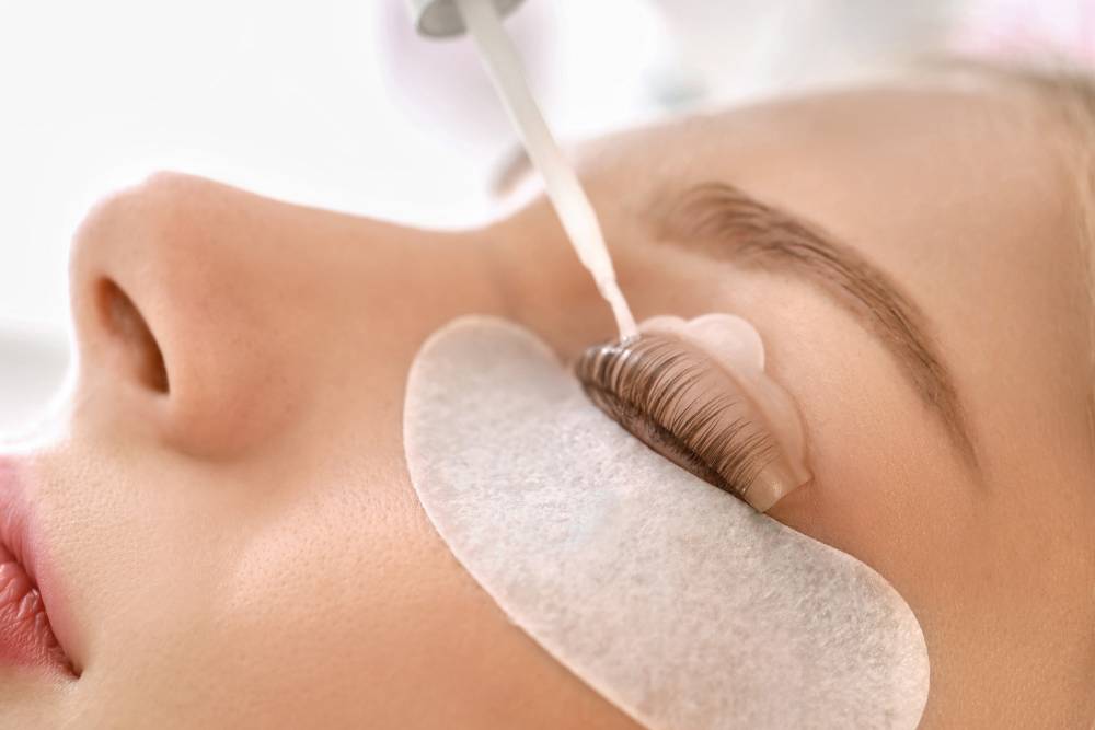 rehaussement de cils à Dijon